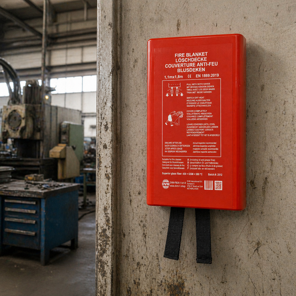 DVM-FBOX-1.2x1.8 : Couverture anti-feu professionnelle en boîte, taille 1,2x1,8 m.