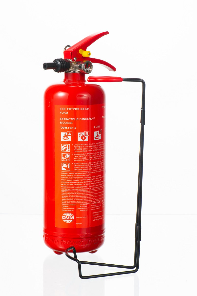 DVM-FEF-2: Fire extinguisher, foam for A, B and F fire classes, capacity 2 litres. Includes mounting bracket.